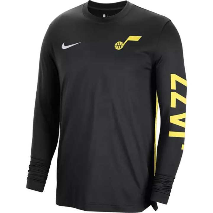 Nike Nike T Shirts Men's Black Crew Neck Moderate Straight Fit