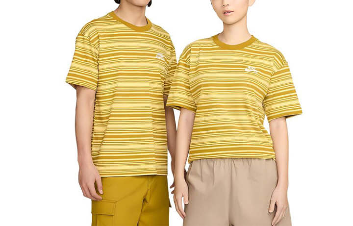 Nike Nike T Shirts Unisex Gold Crew Neck Moderate Straight Fit