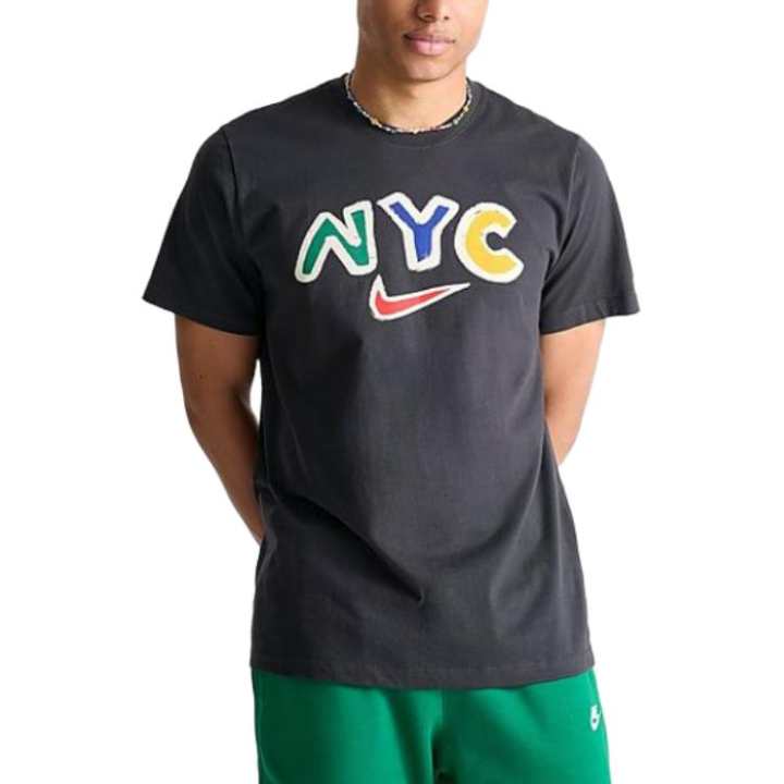 Nike Nike T Shirts Men's Black Crew Neck Moderate Straight Fit