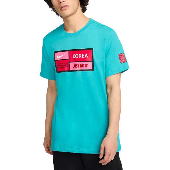Nike Nike T Shirts Men's Cyan Crew Neck Moderate Straight Fit