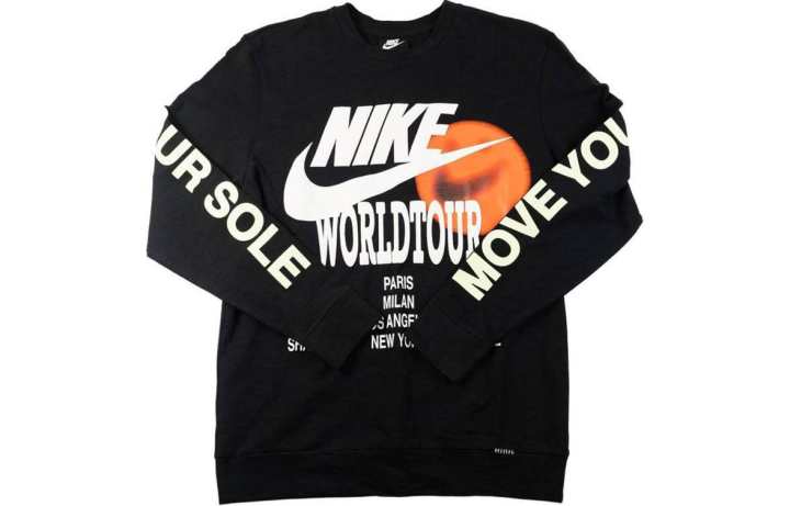 Nike Nike Sportswear World Tour Long Sleeve Tee