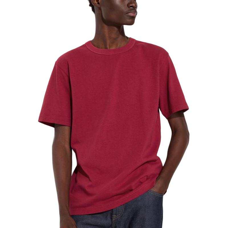 UNIQLO T Shirts Unisex Red Crew Neck Moderate Straight Fit