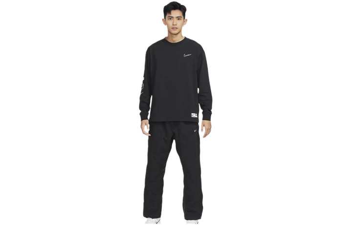 Nike Nike Sweatshirts Men's Black Crew Neck Moderate Regular