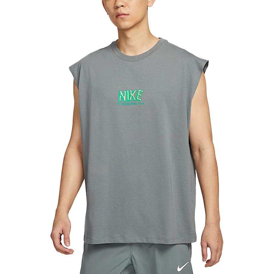 Nike Nike T Shirts Men's Smoke Gray Crew Neck Moderate Straight Fit