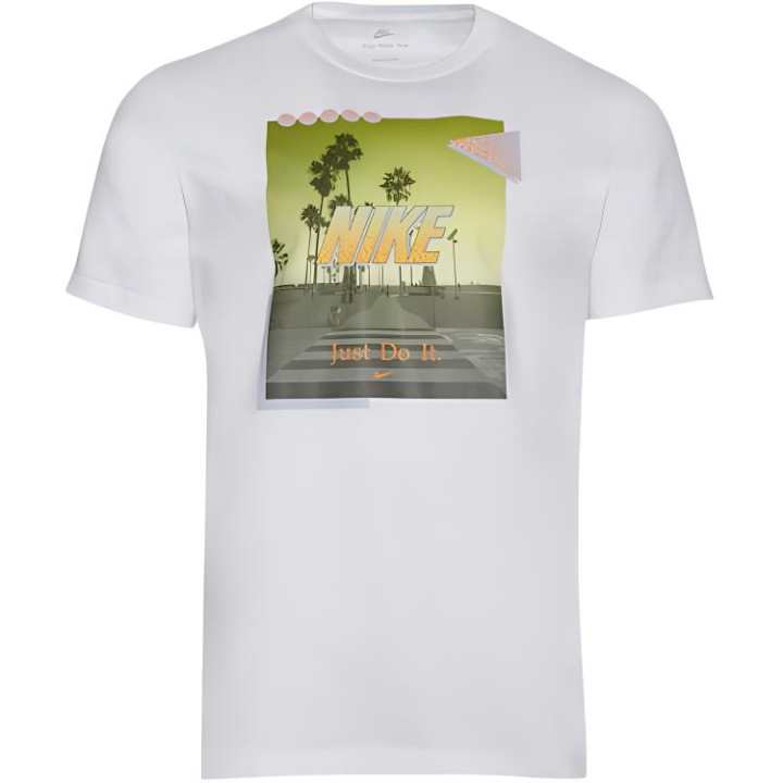 Nike Nike T Shirts Men's White Crew Neck Moderate Straight Fit