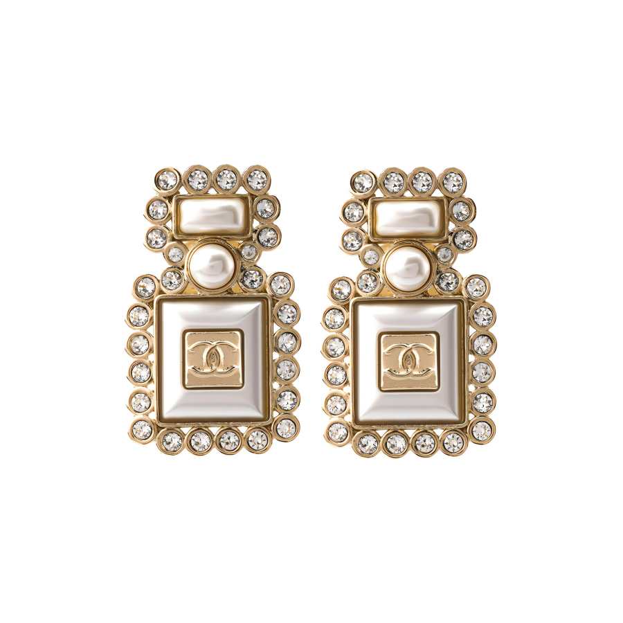 CHANEL 22c Early Spring Brooches Unisex Gold
