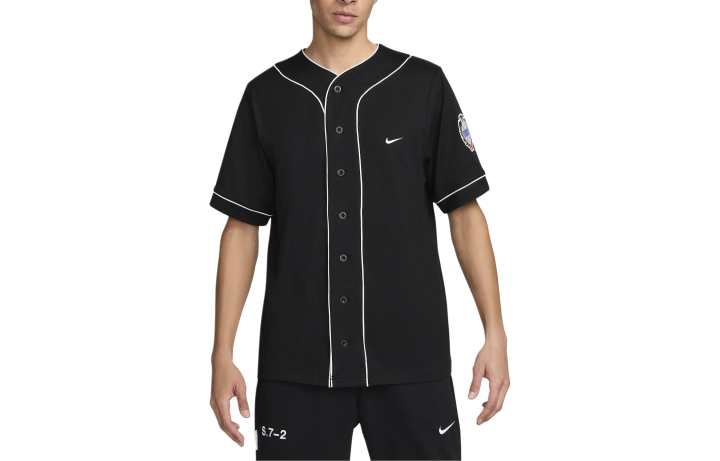 Nike Nike Shirts Men's Black Crew Neck Moderate Other