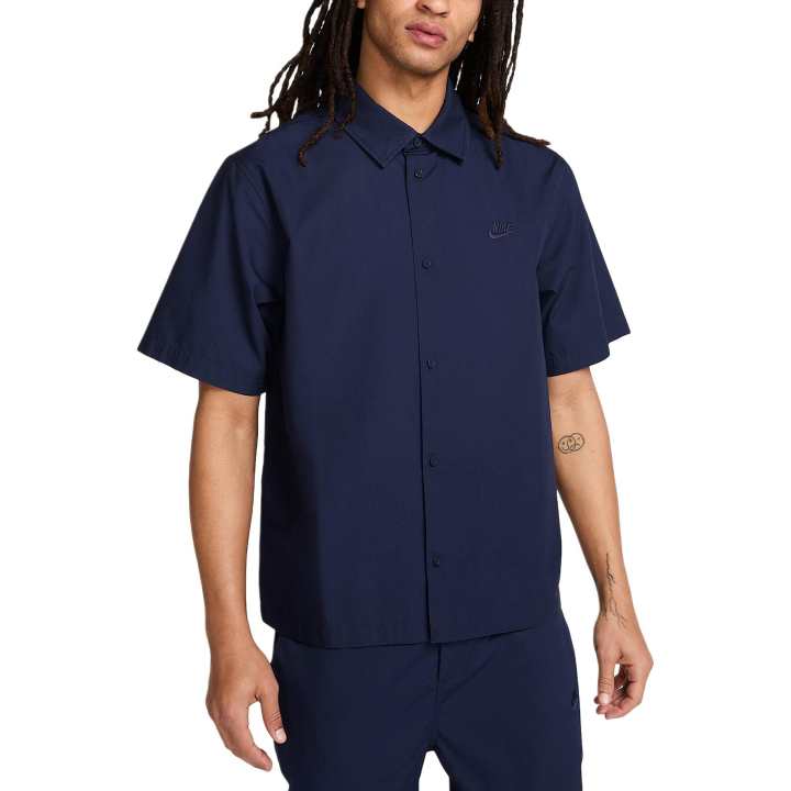 Nike Nike Club Men's Short-Sleeve Button-Down Shirt