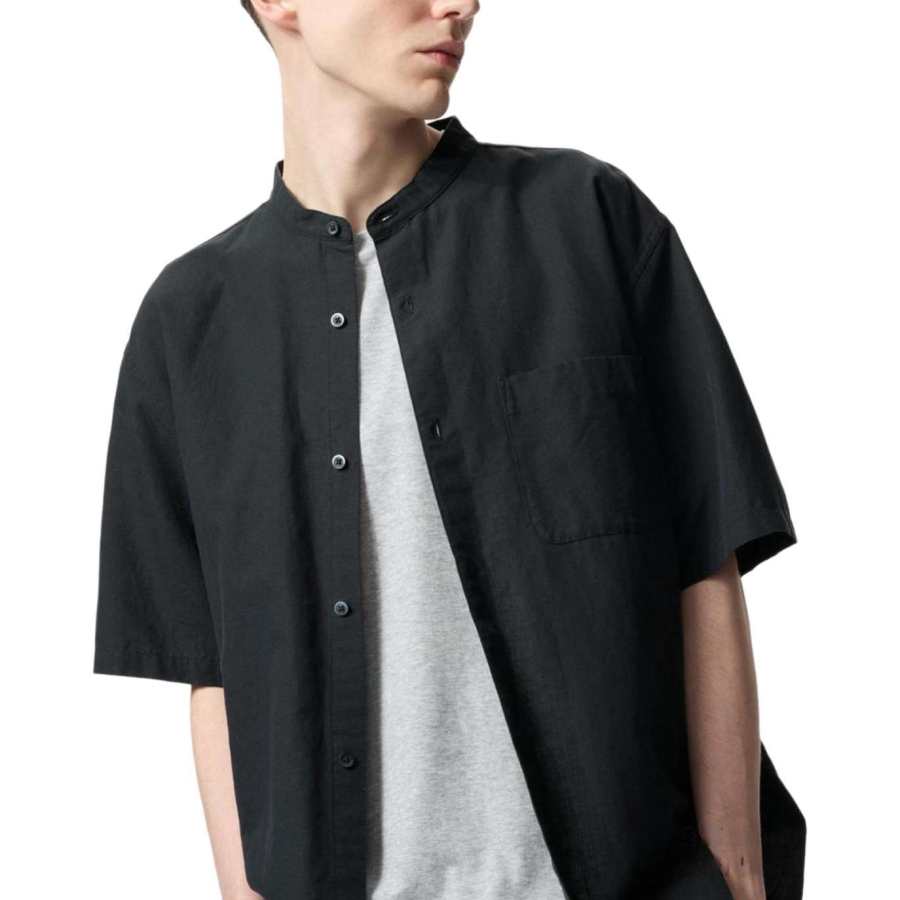 UNIQLO Shirts Unisex Black Stand Collar Thin