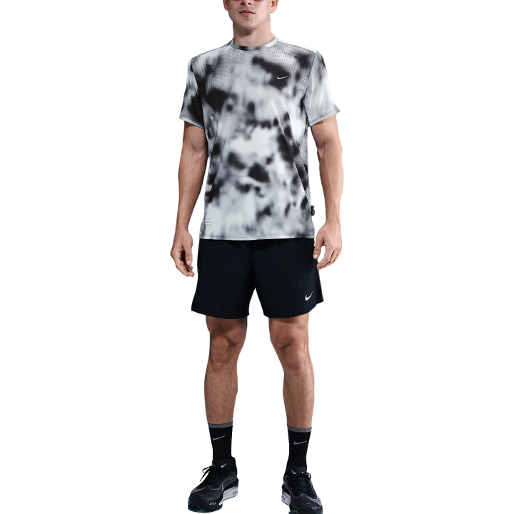 Nike Nike Running Division Breathe Men's Dri-FIT Adv Short-Sleeve Running Top