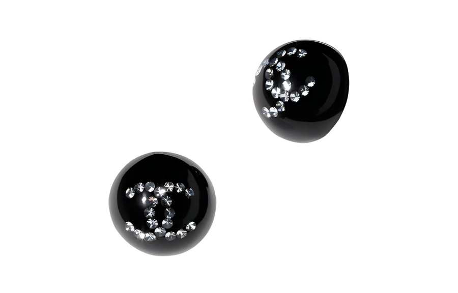 CHANEL CHANEL Round Plastic Cc Earrings