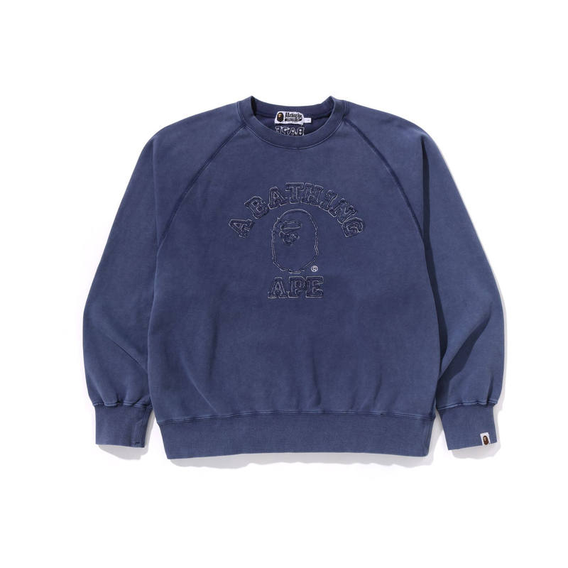 A BATHING APE A BATHING APE ® Logo Patch Sweater