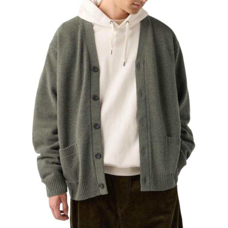 UNIQLO Sweater Unisex Dark Olive