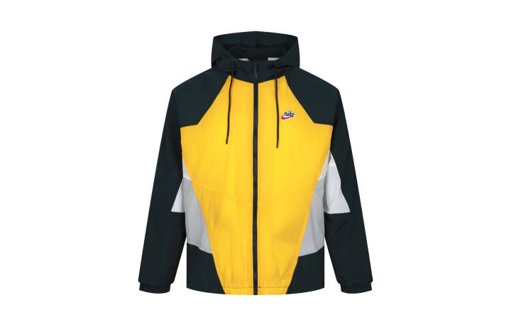 Nike Nike Jackets Men's Yellow Hooded Moderate Other