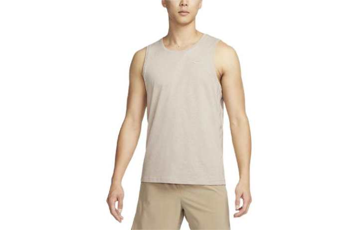 Nike Nike Primary Men's Dri-FIT Versatile Tank