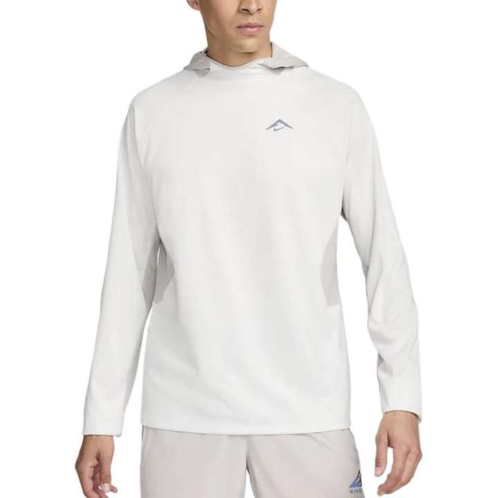Nike Nike T Shirt Men's Mountain Peak White