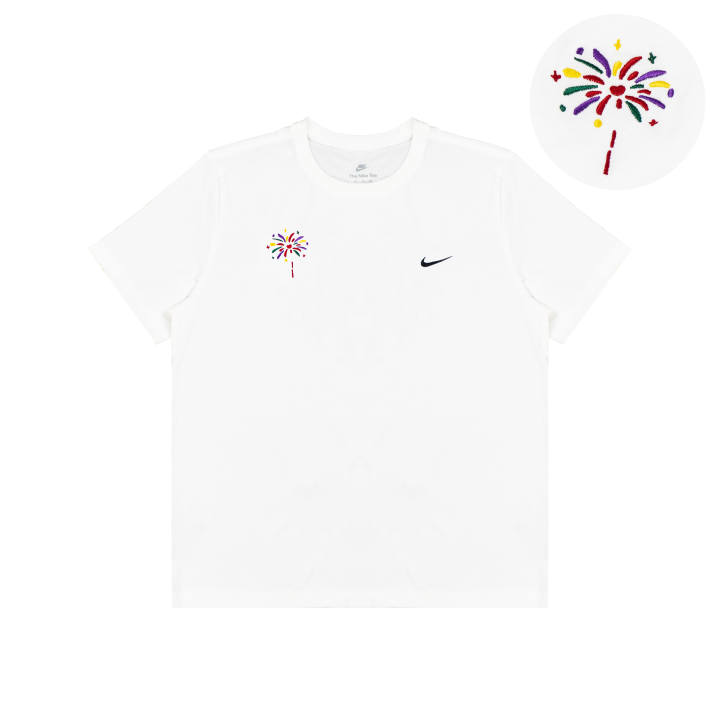 Nike Nike T Shirts Unisex White Crew Neck Moderate Straight Fit
