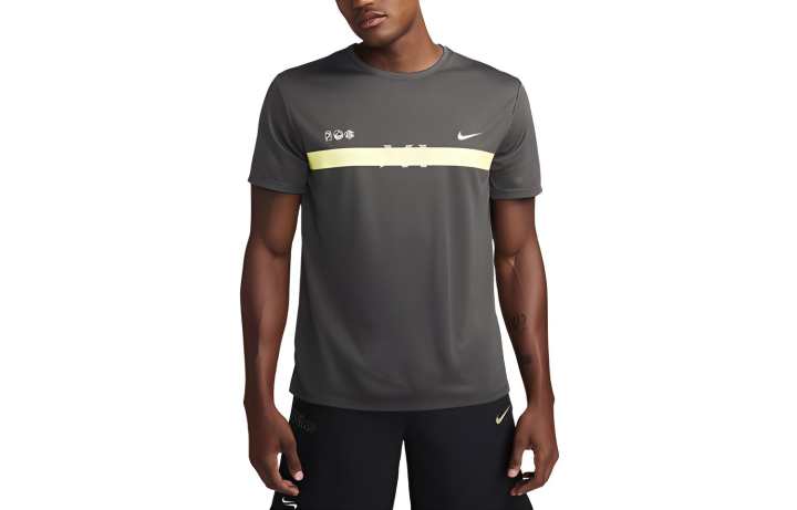 Nike Nike T Shirts Men's Gray Crew Neck Moderate Straight Fit
