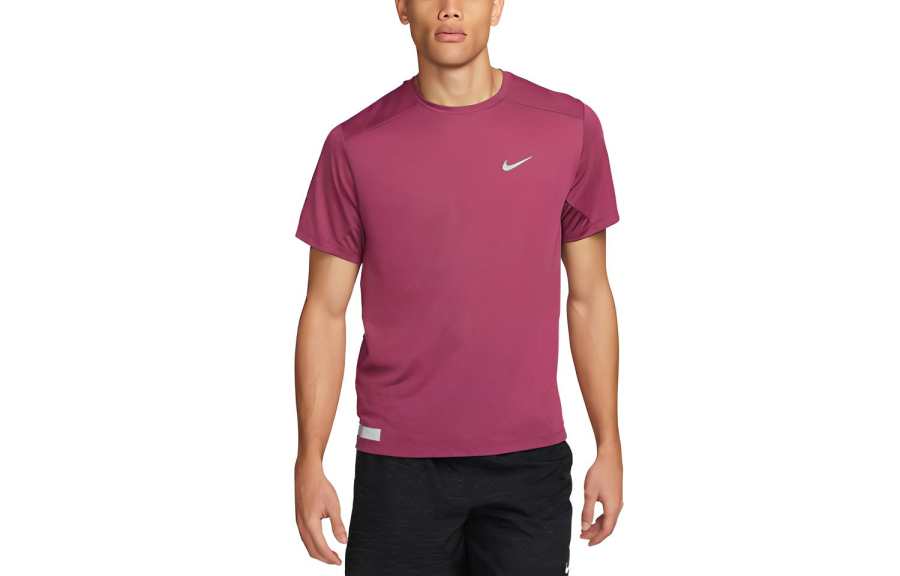 Nike Nike T Shirts Men's Fuchsia Crew Neck Moderate Straight Fit