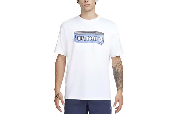Nike Nike T Shirts Men's White Crew Neck Moderate Straight Fit