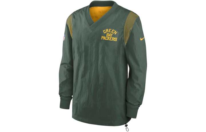 Nike Nike Throwback Stack Jackets & Coats Men's Green