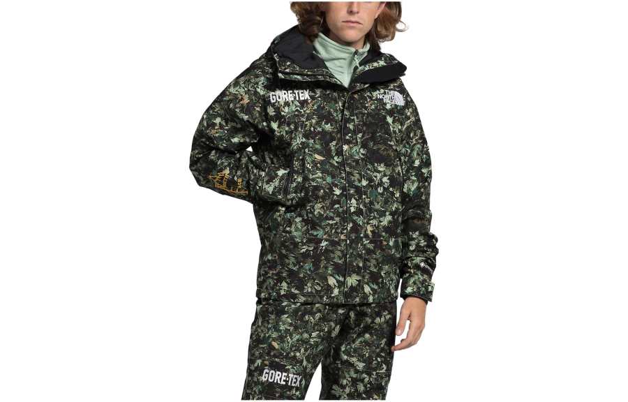 THE NORTH FACE Jackets Men's Olive Green Hooded Moderate Other