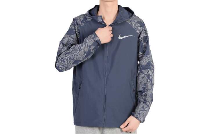 Nike Nike Jackets Men's Hooded Moderate Other