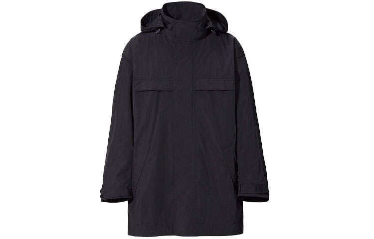 UNIQLO Coats Men's Black Hooded Moderate