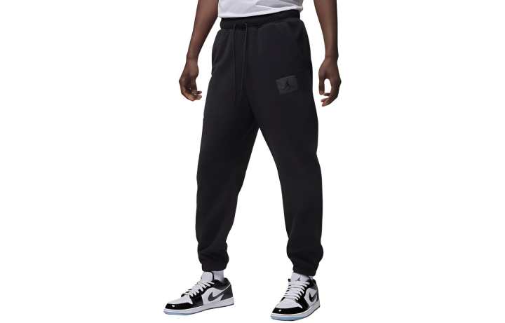 Jordan Jordan ESSENTIALS Knitted Sweatpants Men's Black Moderate Cuffed Pants