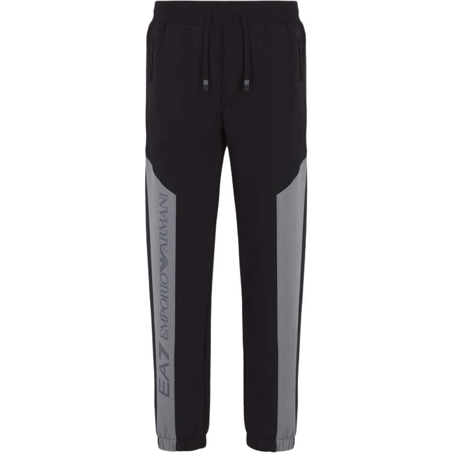 EMPORIO ARMANI EA7 FW24 Knitted Sweatpants Men's Black