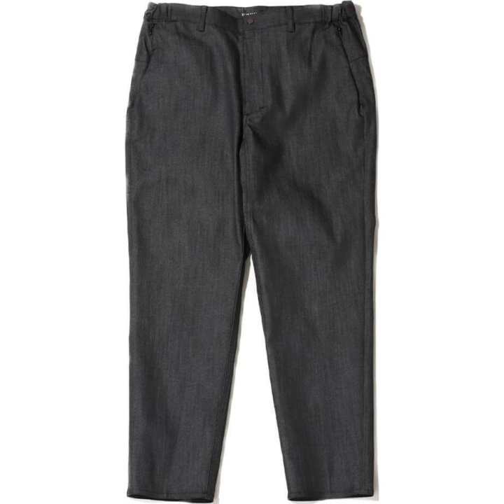 New Balance New Balance Jeans Unisex Black Moderate Tapered Pants
