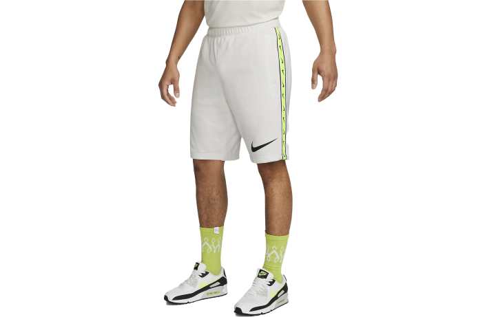 Nike Nike Casual Shorts Men's White Moderate
