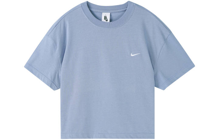 Nike Nike Crop Tops Women's Blue Crew Neck Moderate