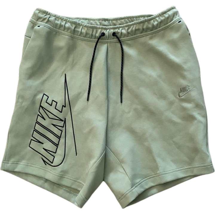 Nike Nike Casual Shorts Men's Matcha Moderate