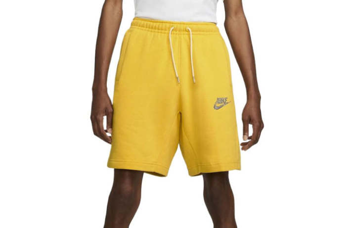Nike Nike Casual Shorts Men's Yellow Moderate