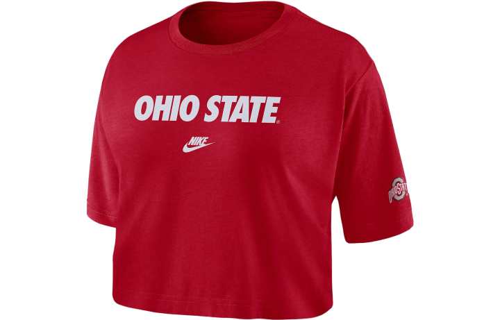 Nike Nike T Shirts Women's Red Crew Neck Moderate Straight Fit