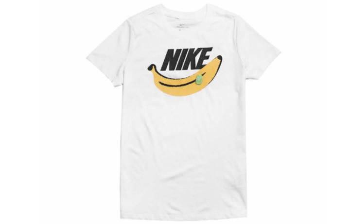 Nike Nike T Shirts Women's White Crew Neck Moderate Straight Fit
