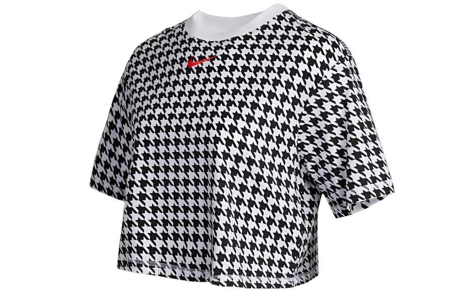 Nike Nike Crop Tops Women's Black Crew Neck Moderate