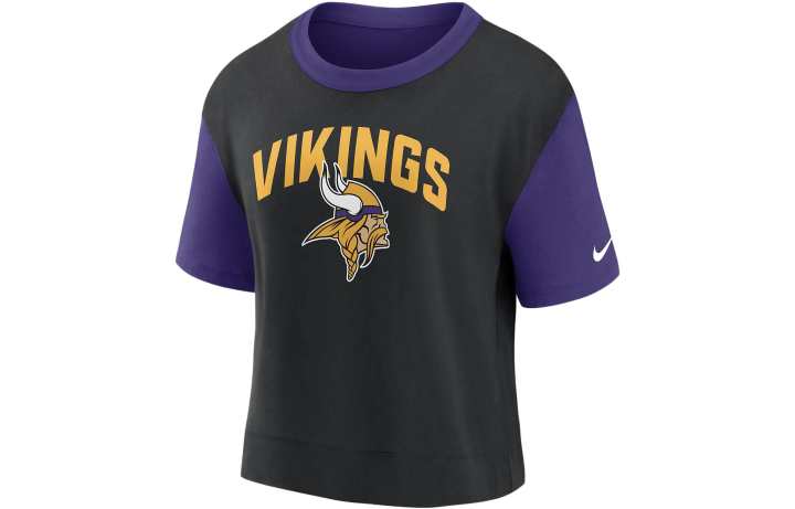 Nike Nike T Shirts Women's Purple Crew Neck Moderate Straight Fit