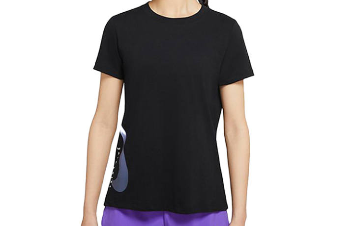Nike Nike T Shirts Women's Black Crew Neck Moderate Straight Fit