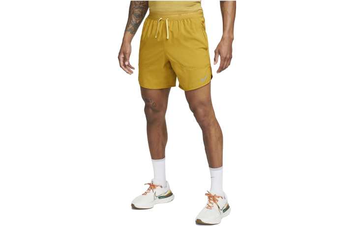 Nike Nike Casual Shorts Men's Yellow Moderate