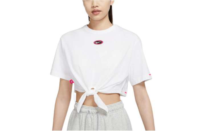 Nike Nike Crop Tops Women's White Crew Neck Moderate