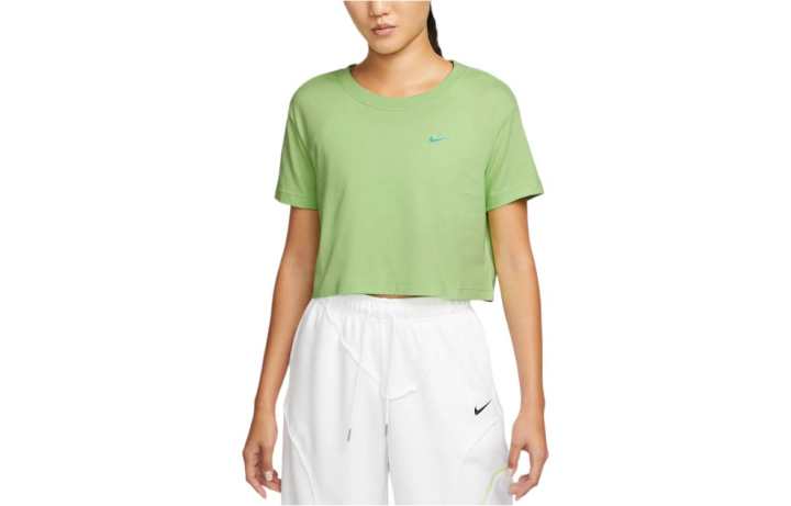Nike Nike Crop Tops Women's Green Crew Neck Moderate