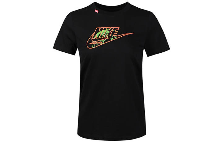Nike Nike T Shirts Women's Black Crew Neck Moderate Straight Fit