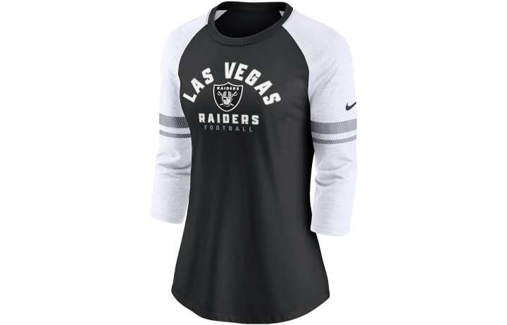 Nike Nike T Shirts Women's Black Crew Neck Moderate Straight Fit