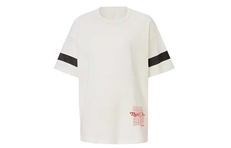 Converse T Shirts Women's White Crew Neck Moderate Straight Fit