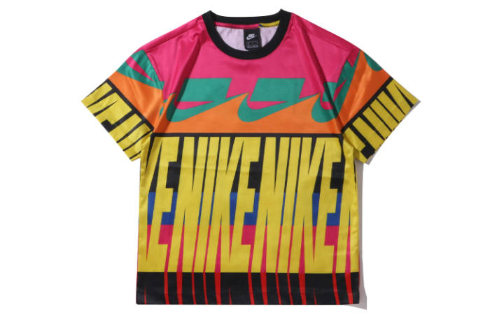 Nike Nike T Shirts Women's Crew Neck Moderate Straight Fit