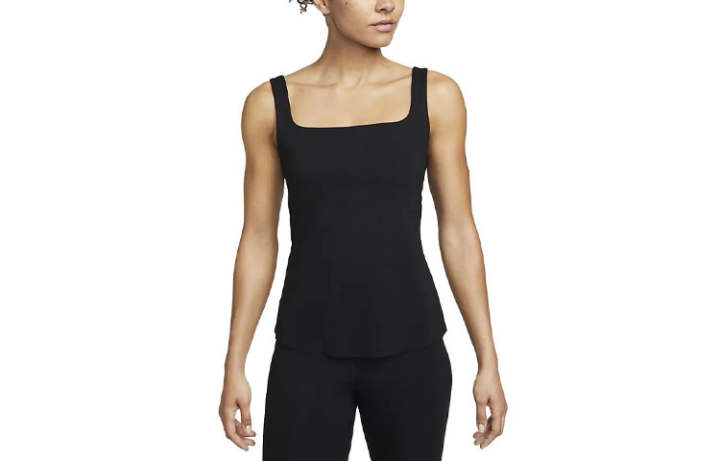 Nike Nike Tank Tops Women's Black Straight Fit