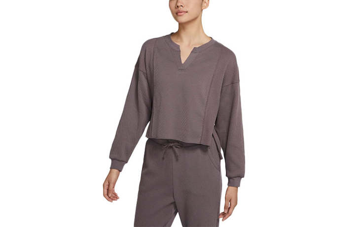 Nike Nike Crop Tops Women's Ore Purple V Neck Moderate