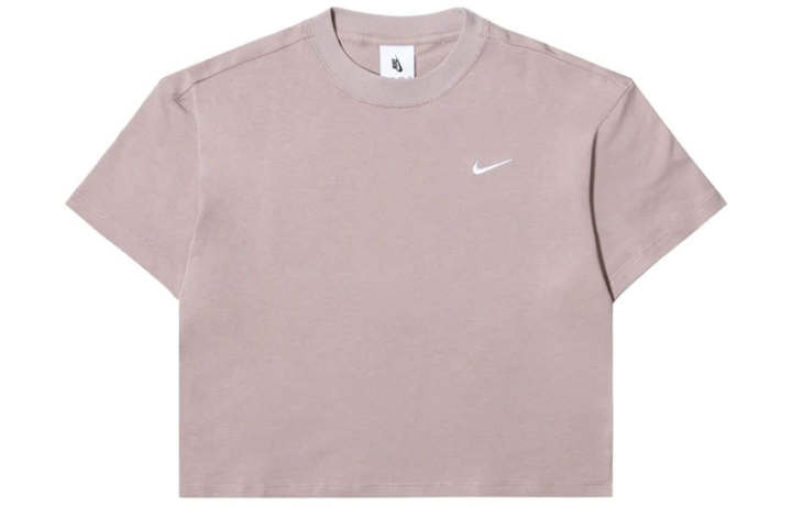 Nike Nike Crop Tops Women's Pink Crew Neck Moderate
